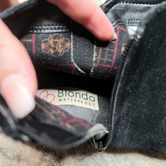 Blondo | Isaac Suede Booties - Picture 5 of 5